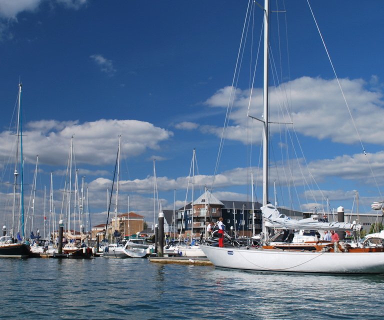 Eager in East Cowes Marina 