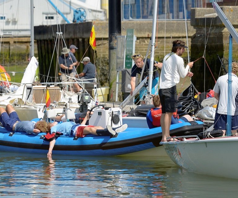 east cowes visitor berthing intro