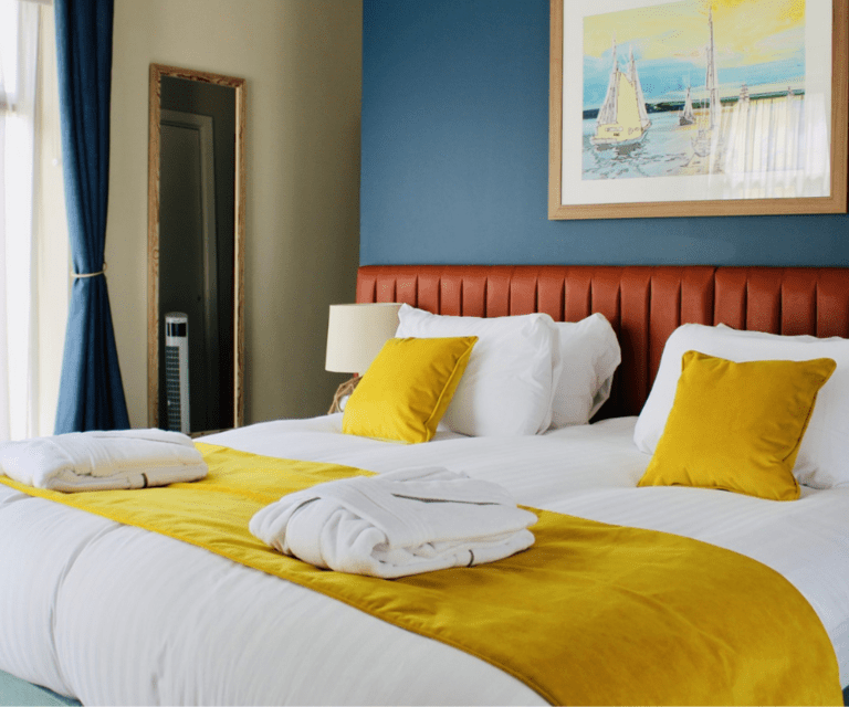 hotel room at Haslar Marina   Gosport 