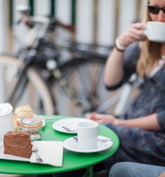 Pavement cafe 